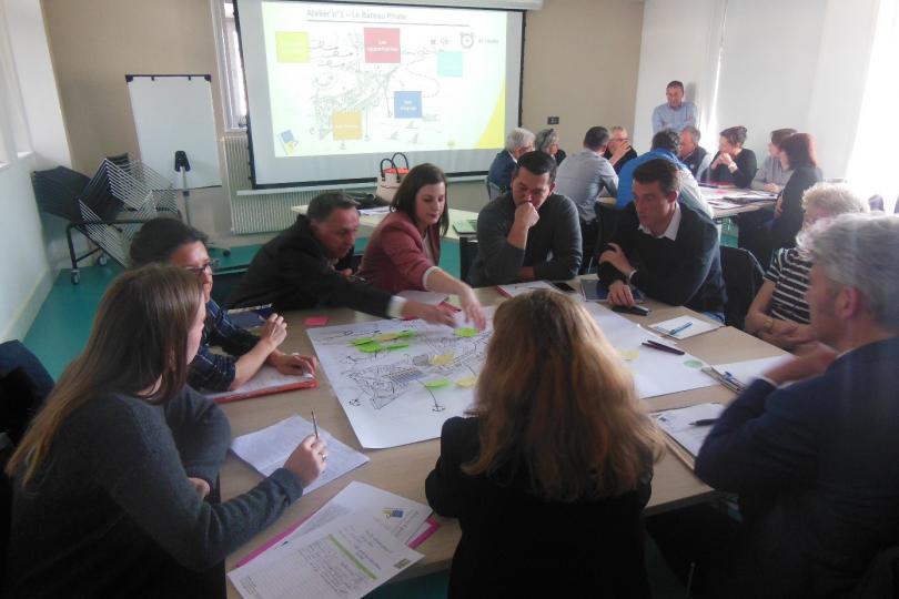 Urbanisme participatif : tables rondes des acteurs locaux pour le PLU de Concarneau Urbanisme participatif : tables rondes des acteurs locaux pour le PLU de Concarneau