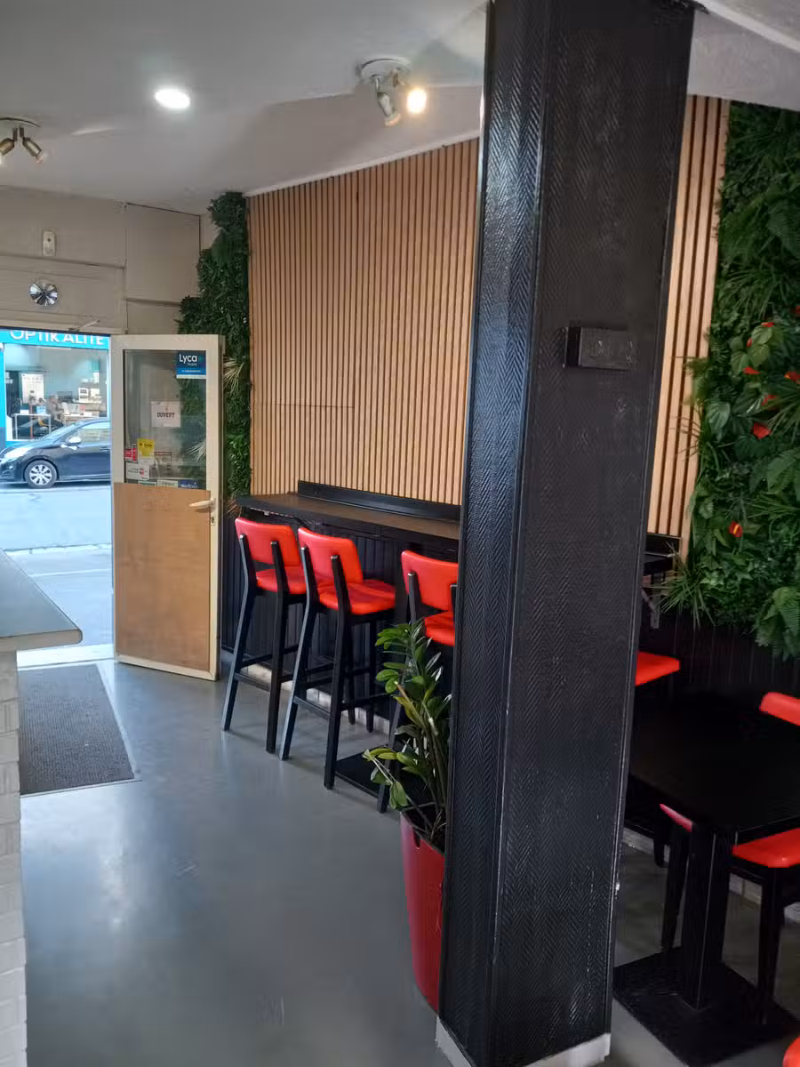 Bureaux et commerces à Rennes Fougères - photo 1